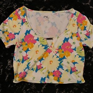 Floral Pacsun tee, Size S
